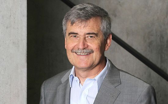 Prof. em. Dr. Erich A. Nigg